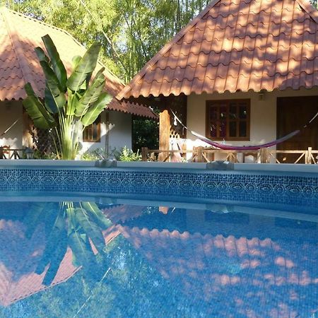 Naturalmente Boutique Bungalows Y Cocina Mediterranea Las Lajas  Exterior photo