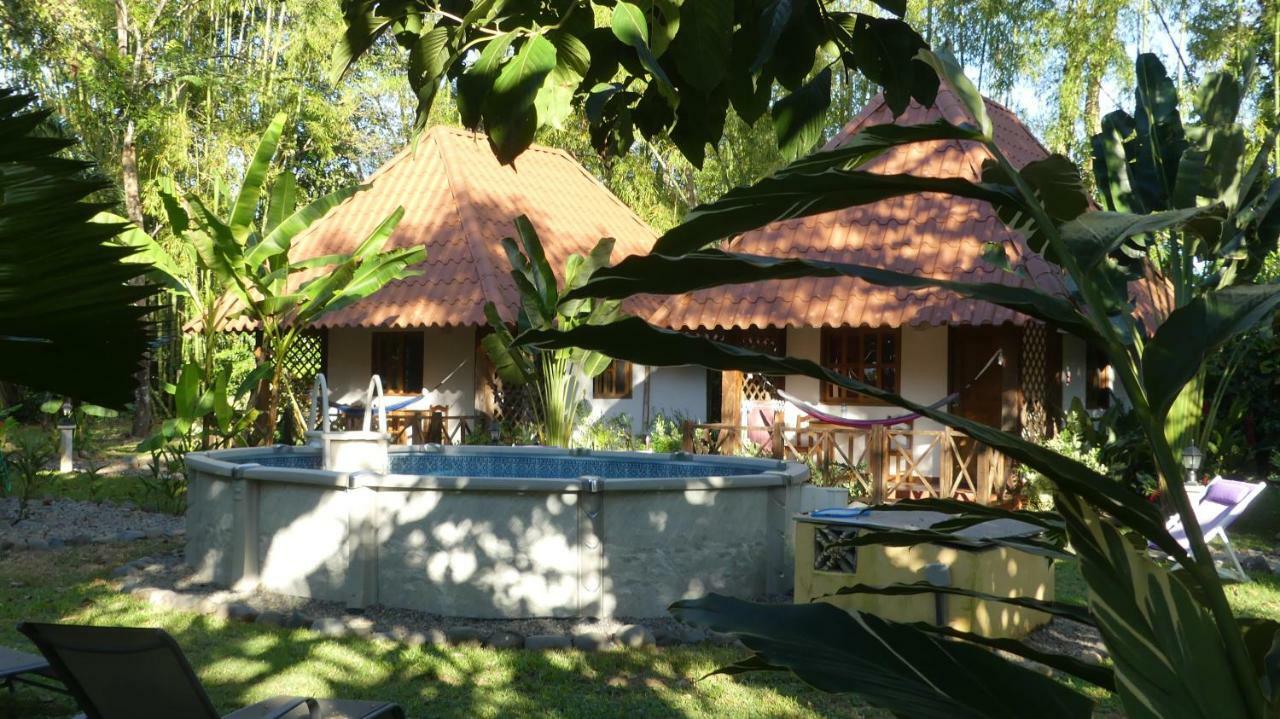 Naturalmente Boutique Bungalows Y Cocina Mediterranea Las Lajas  Exterior photo