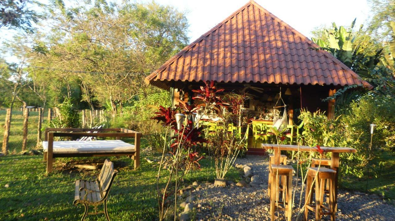 Naturalmente Boutique Bungalows Y Cocina Mediterranea Las Lajas  Exterior photo