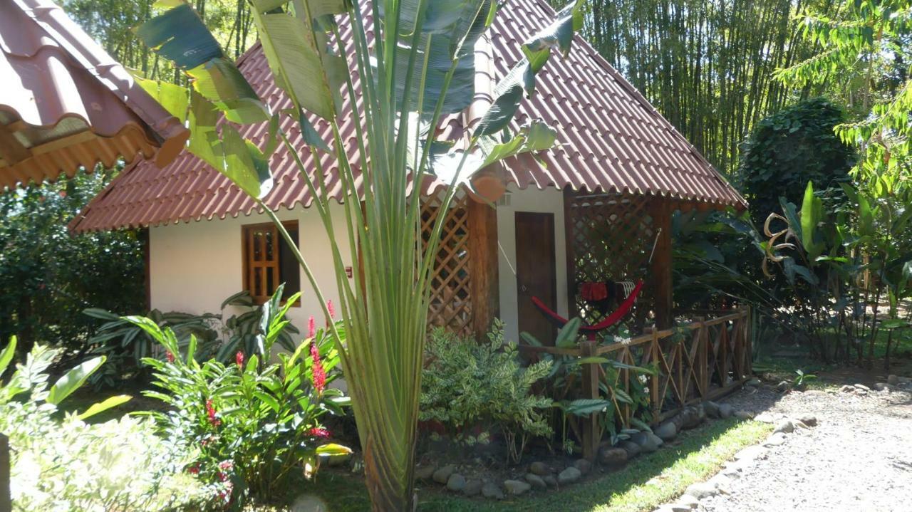 Naturalmente Boutique Bungalows Y Cocina Mediterranea Las Lajas  Exterior photo