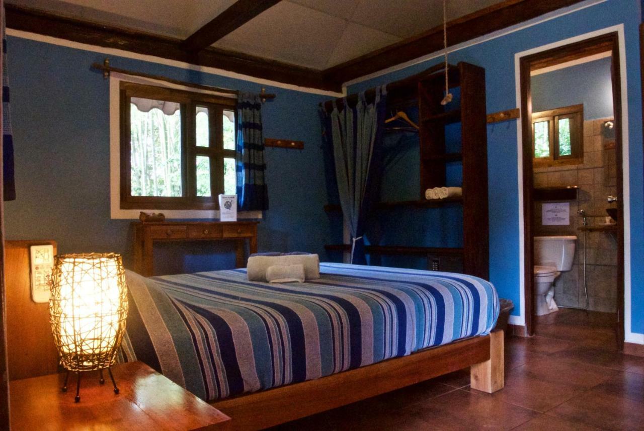 Naturalmente Boutique Bungalows Y Cocina Mediterranea Las Lajas  Exterior photo